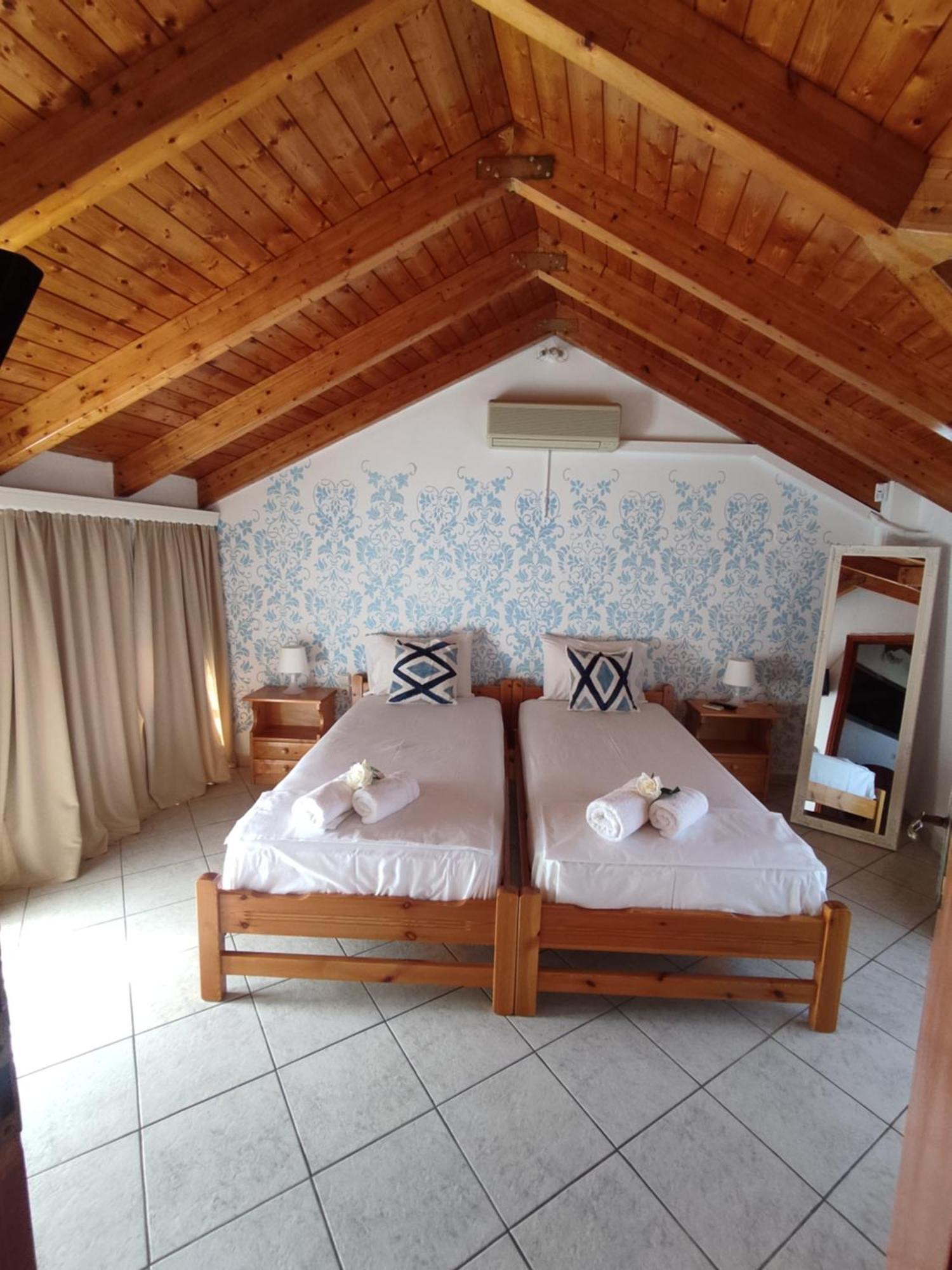 Vila Chloe Attic Agia Efimia Exteriér fotografie