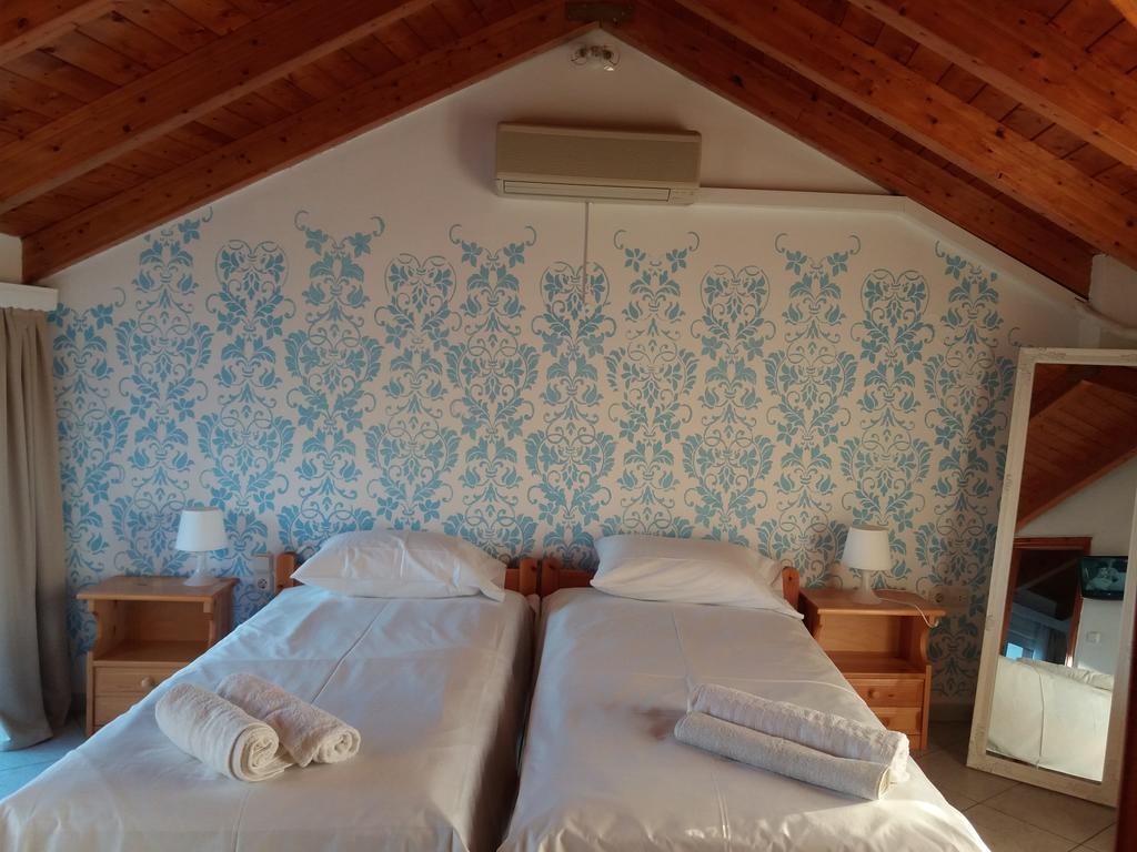 Vila Chloe Attic Agia Efimia Exteriér fotografie
