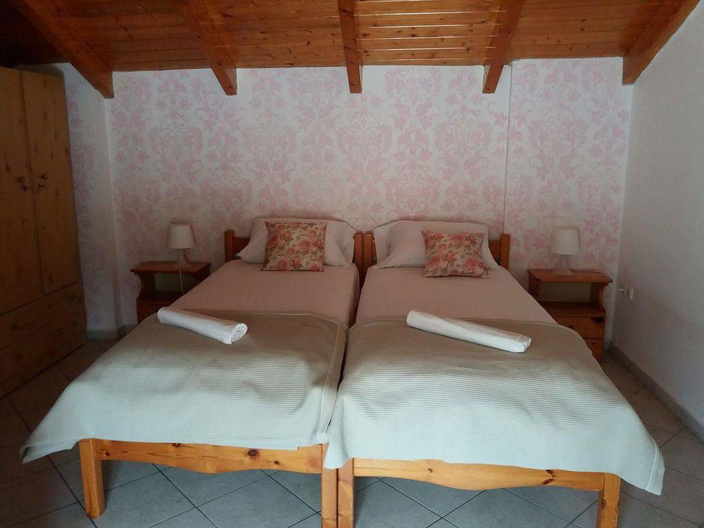 Vila Chloe Attic Agia Efimia Exteriér fotografie